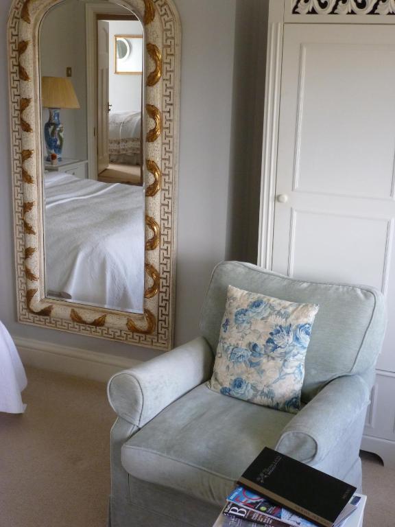 High Beeches B & B Limpley Stoke Room photo